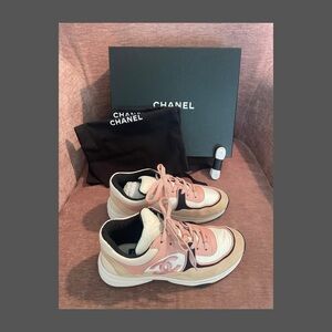 CHANEL Pink Sneakers size 39